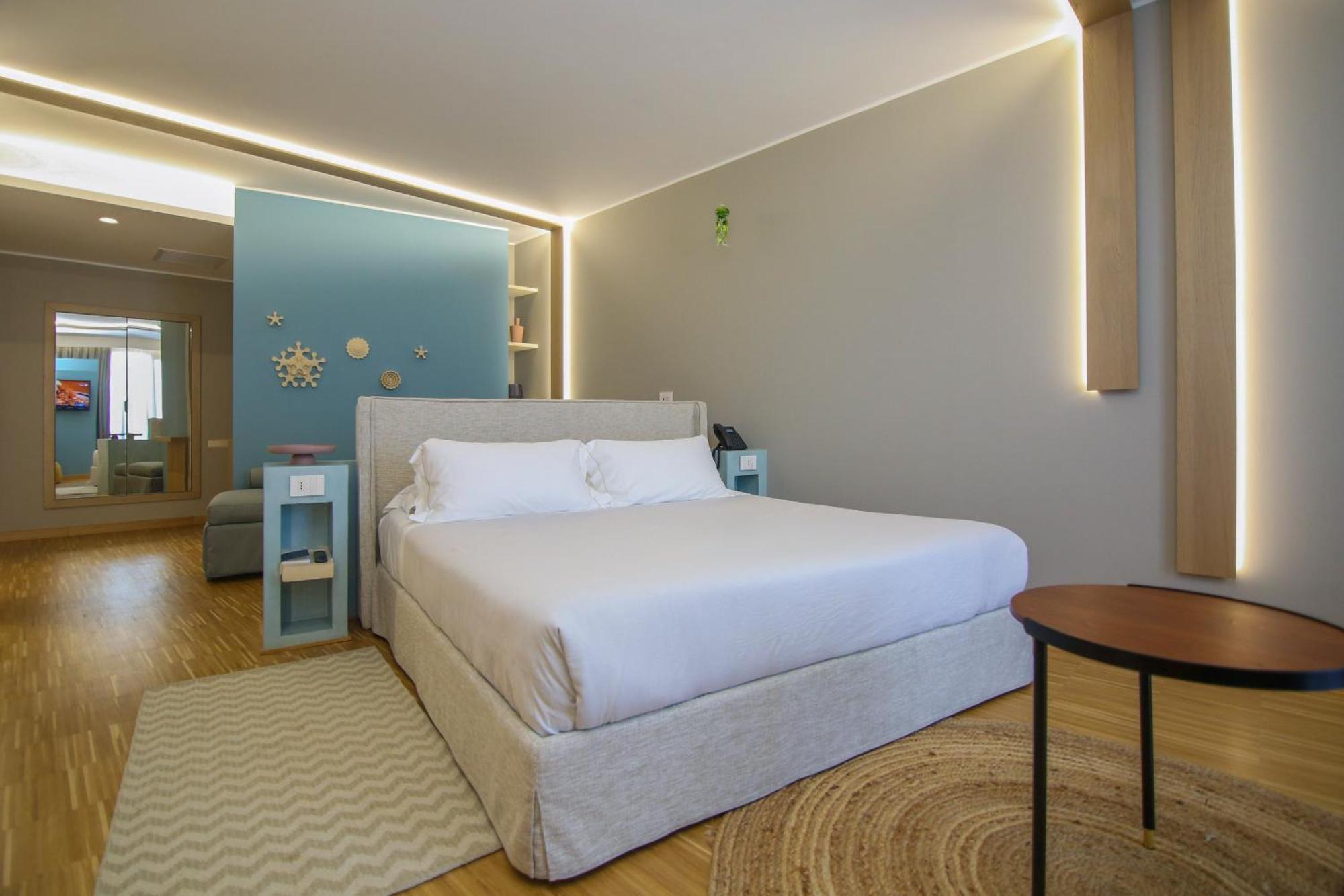 Hotel Vlora Priam, Affiliated By Melia 外观 照片