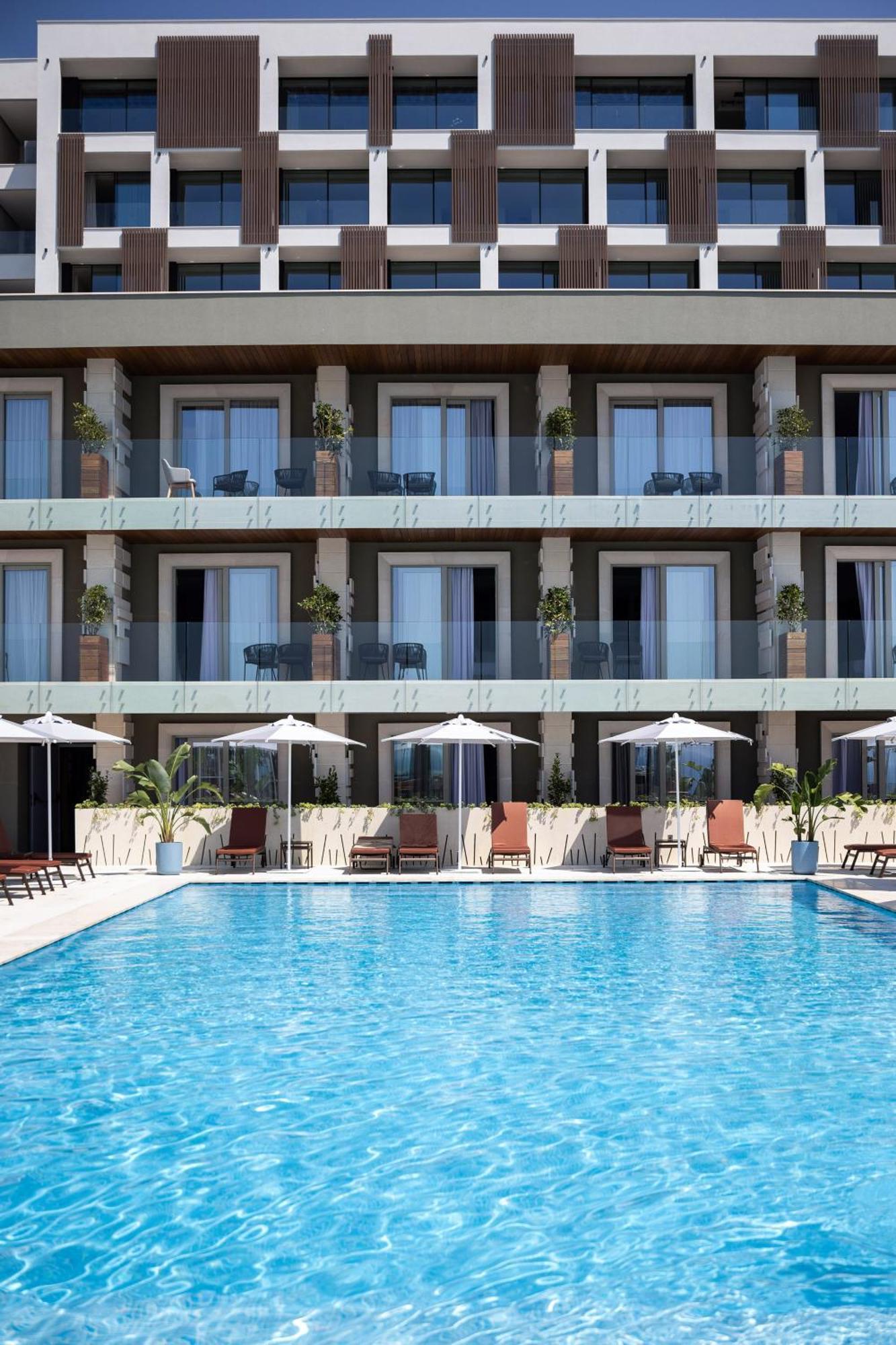 Hotel Vlora Priam, Affiliated By Melia 外观 照片